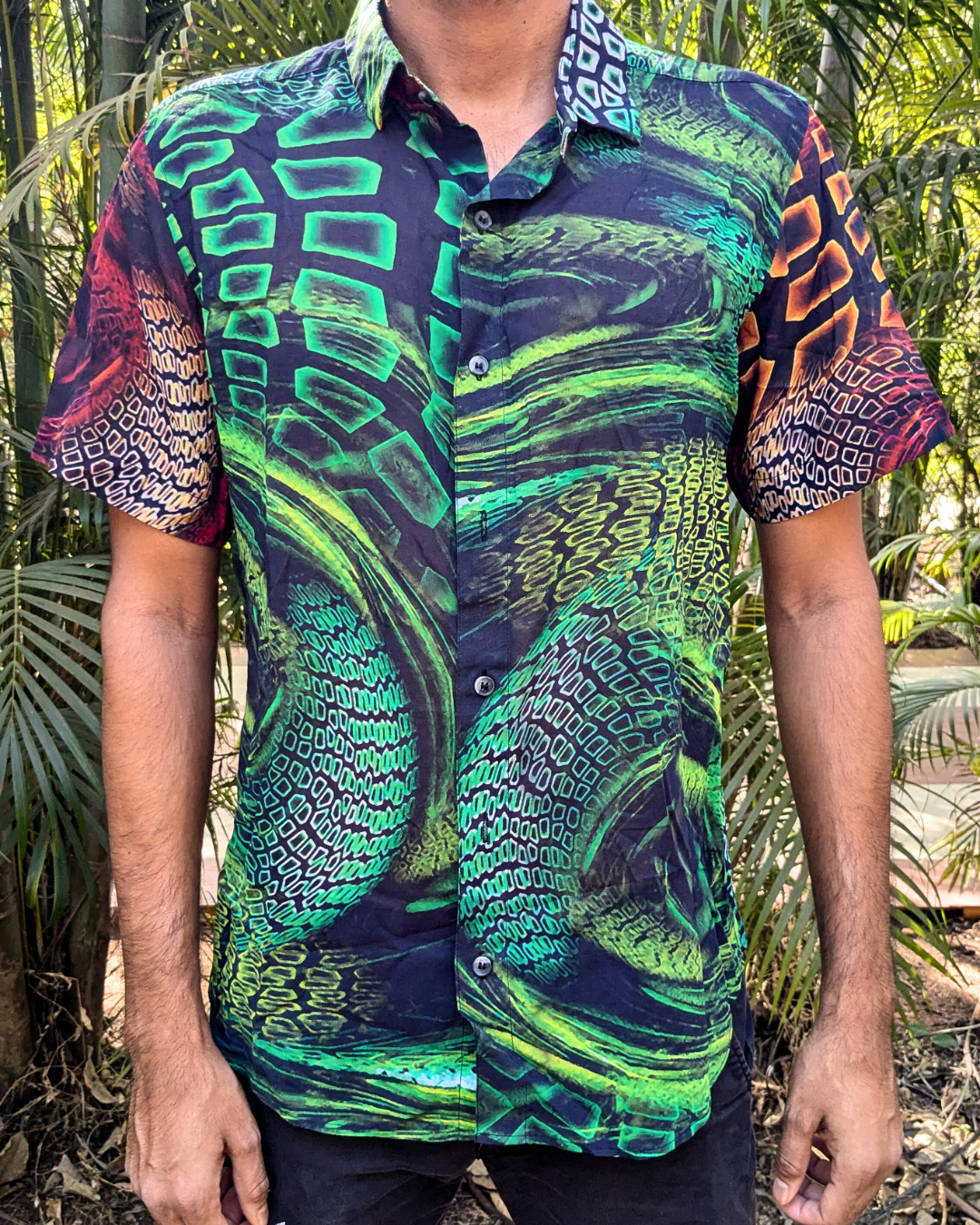 Serpentine [Regular Fit - Size L]